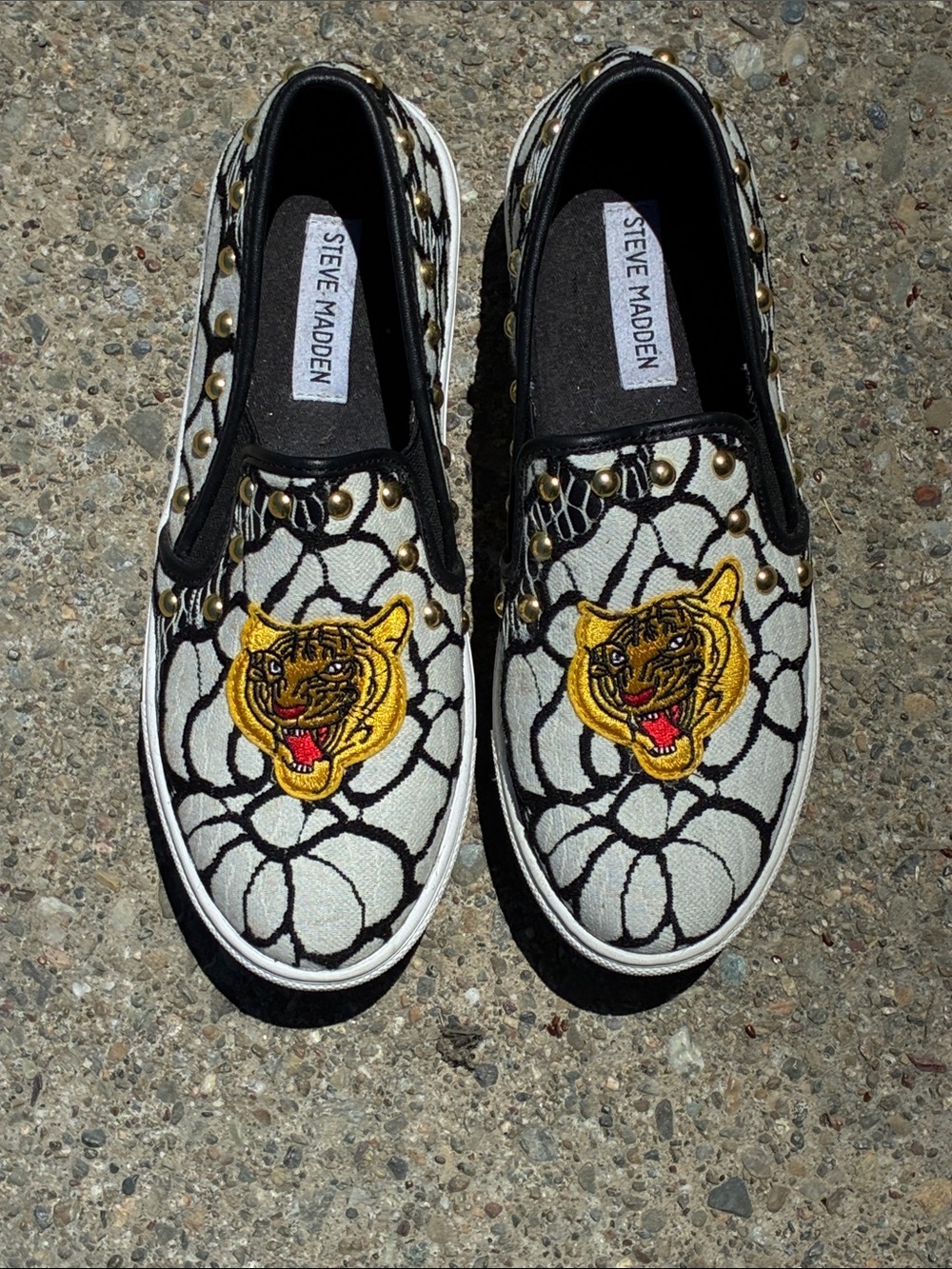 Steve Madden Embroidered Tiger Slip-On Sneakers - White, Black & Gold sz 8